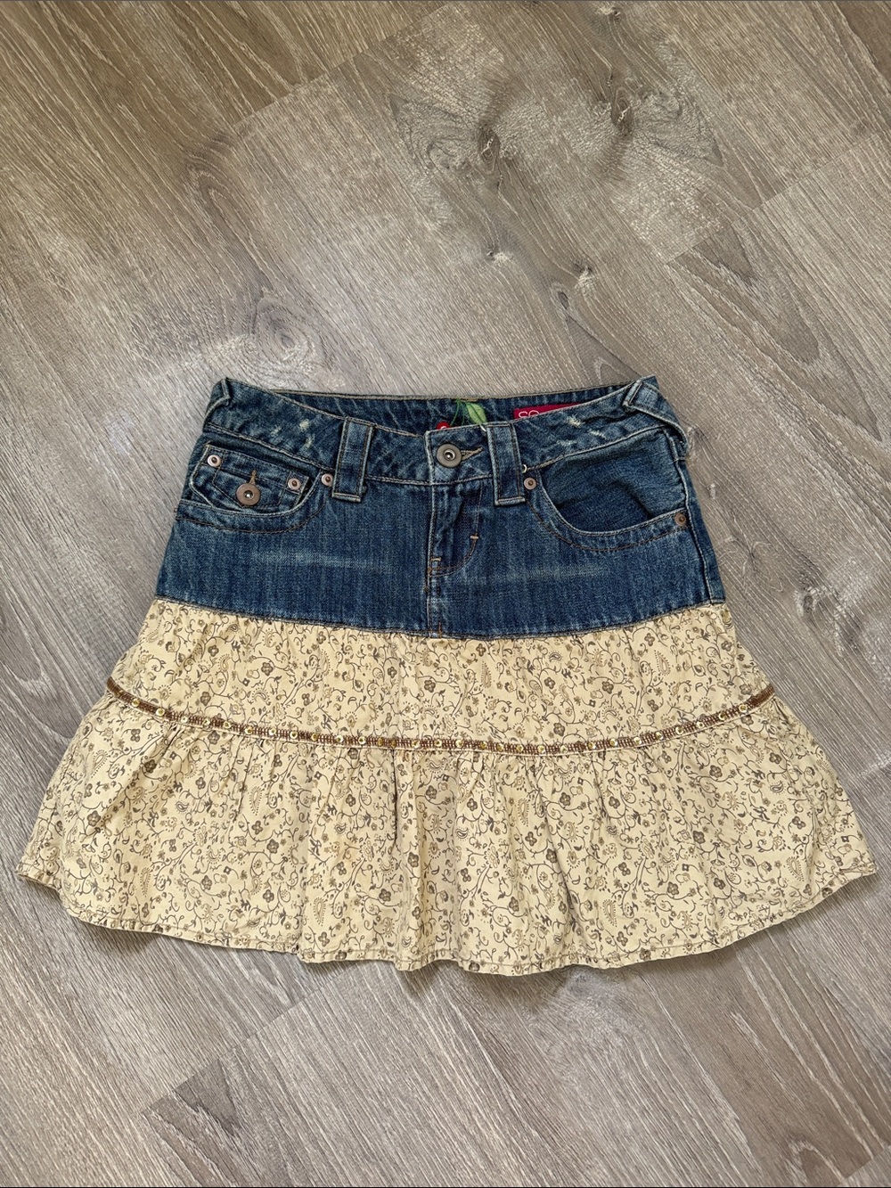 SO Denim Waist Floral Tiered Mini Skirt - Blue and Cream